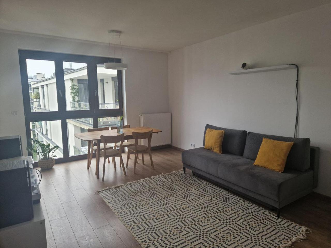 Chopin Airport Apartments Варшава Экстерьер фото